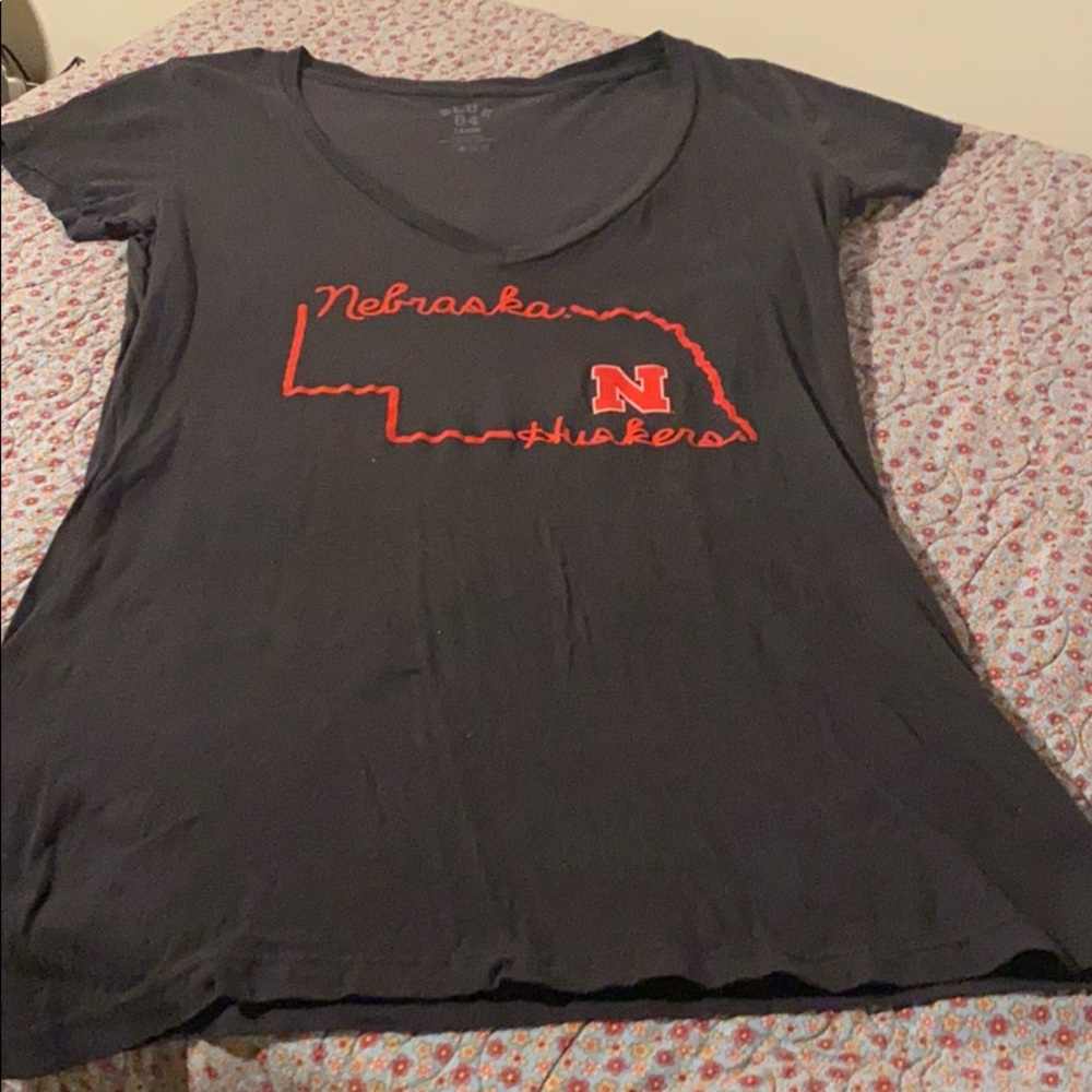 Large Nebraska Huskers top